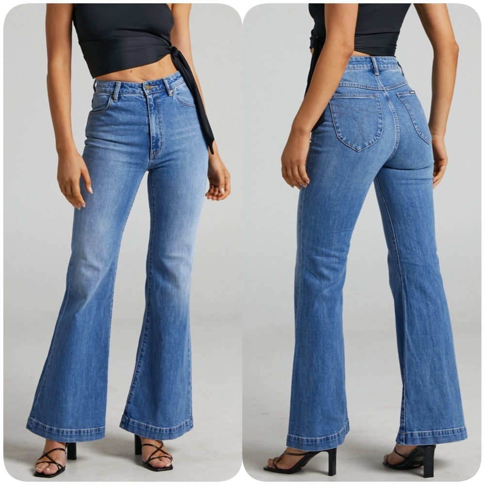Women's Free People Rolla's East Coast High Rise Flare Leg Jeans Size 24 NEW